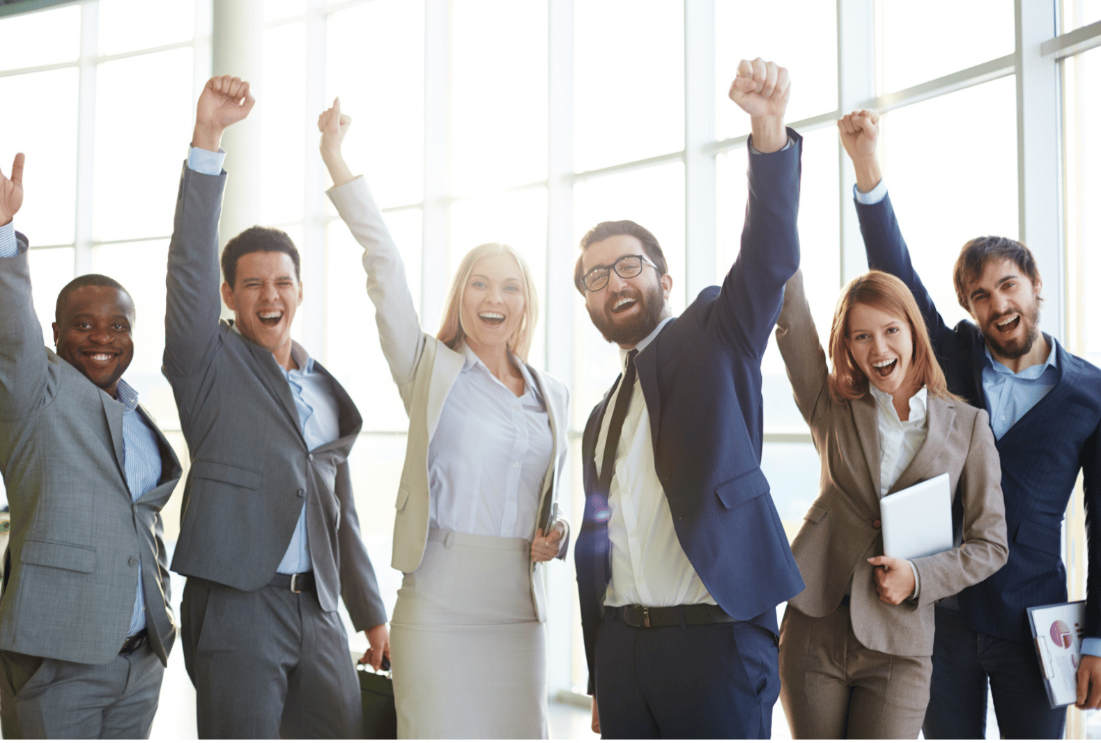 Équipe d'employés dynamiques et en santé.